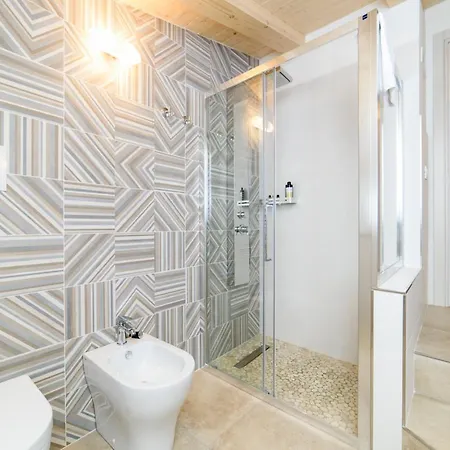 Bed & Breakfast L'antico Portone 4*
